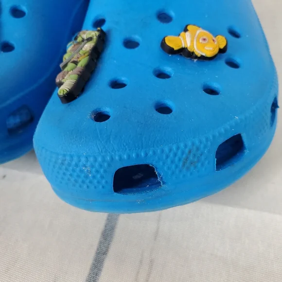 Crocs Classic Clog Blue 12/13 TMNT Nemo Jibbitz - Picture 4 of 14